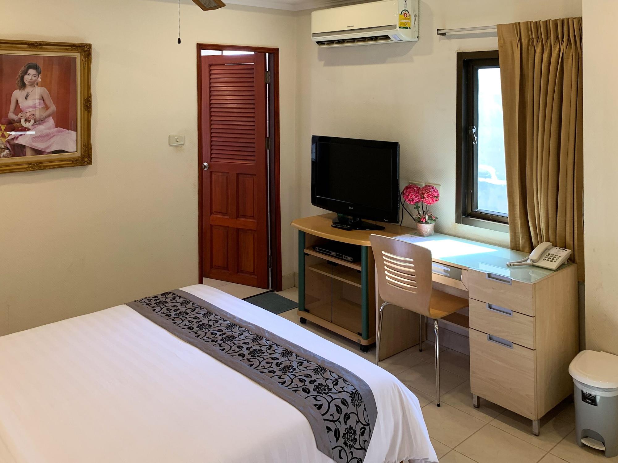 The Classroom Hotel Pattaya Exterior foto